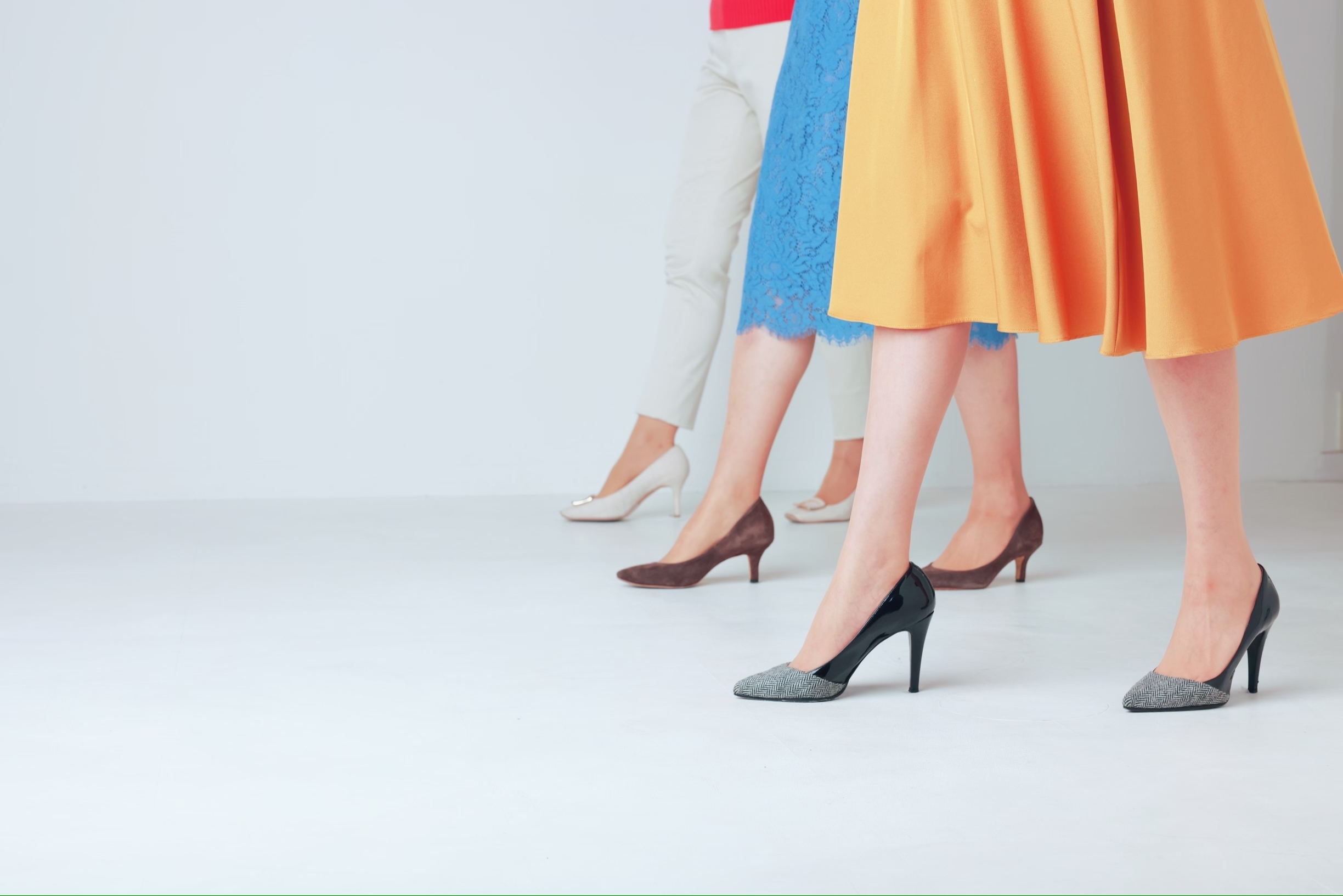 ビジネスマナ 7章 美しい立ち居振る舞い 第一節 美しい歩き方とマナー 多言語翻訳のgreen Sun Japan 株式会社