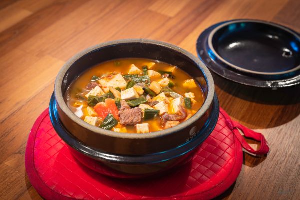 スンドゥブチゲ（순두부찌개）