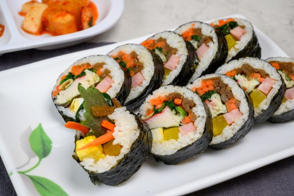 Kimbap dish